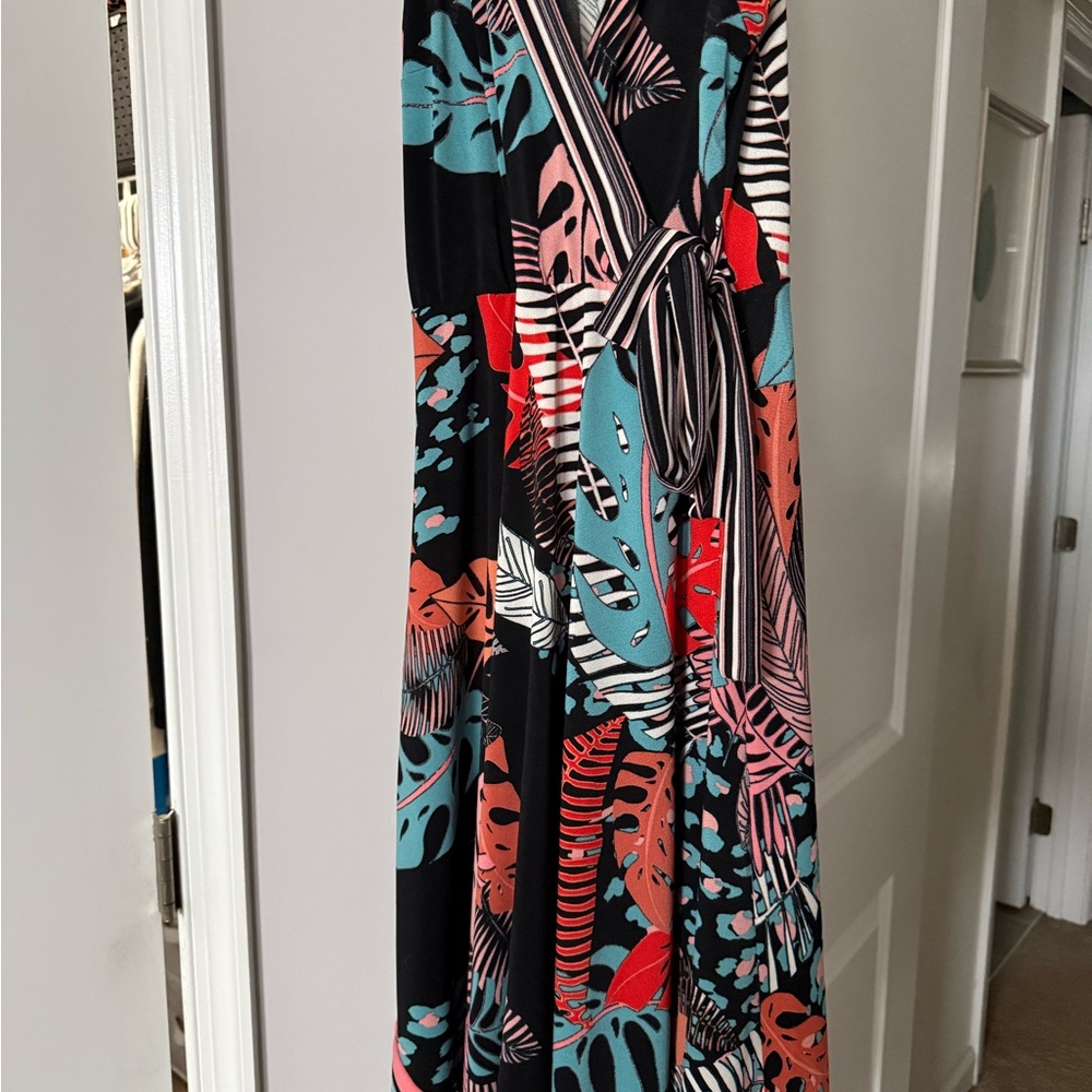Tropical Print Maxi Dress